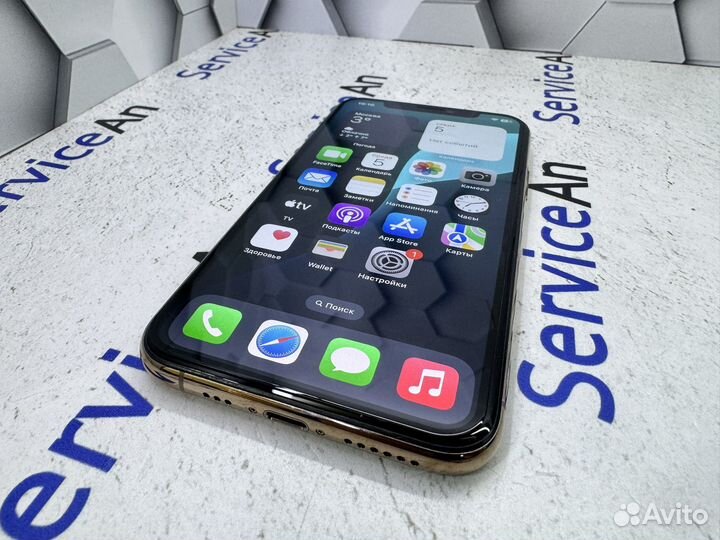 iPhone 11 Pro, 64 ГБ