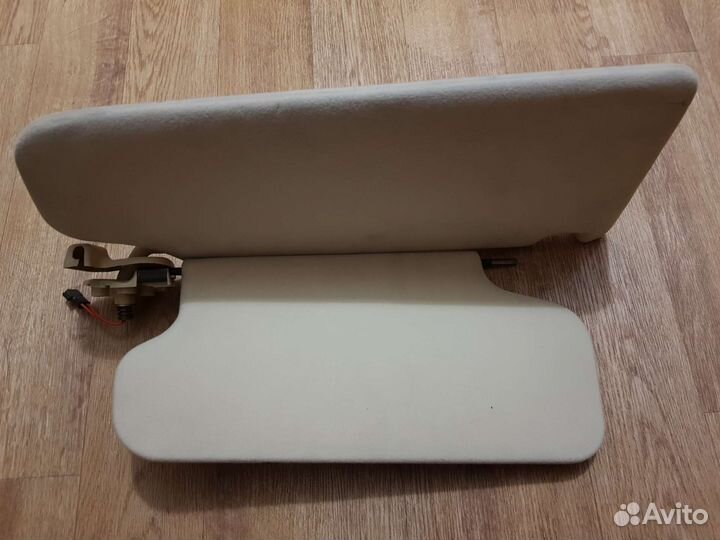 Солнцезащитный козырек левый Range Rover L322