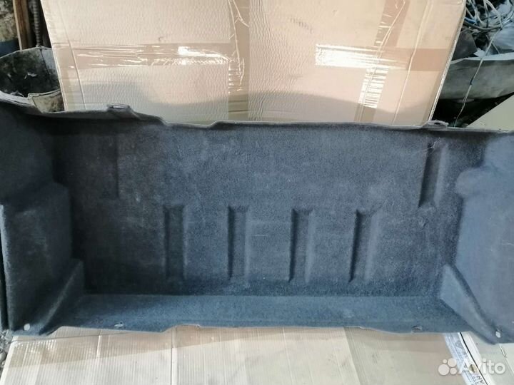 Обшивка багажника Мерседес Е200, 1999г
