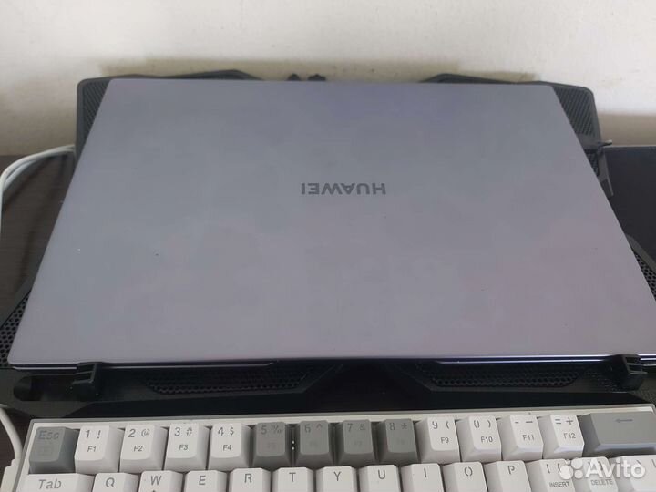 Ультрабук huawei