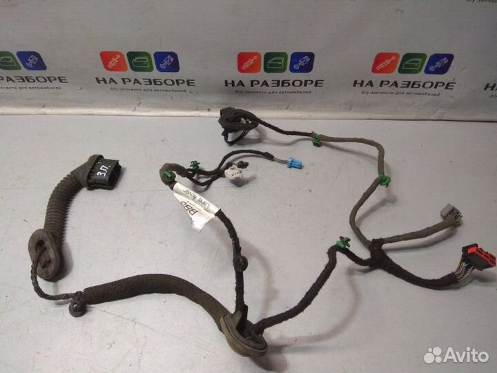 Проводка двери задняя правая Land Rover Freelander