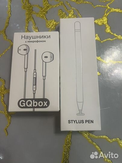 Комплект наушники с микрофоном и стилус