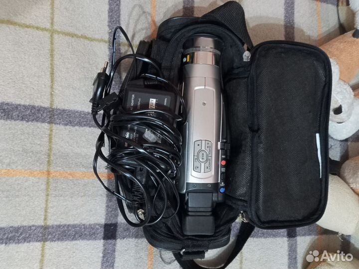 Видеокамера panasonicVZ18