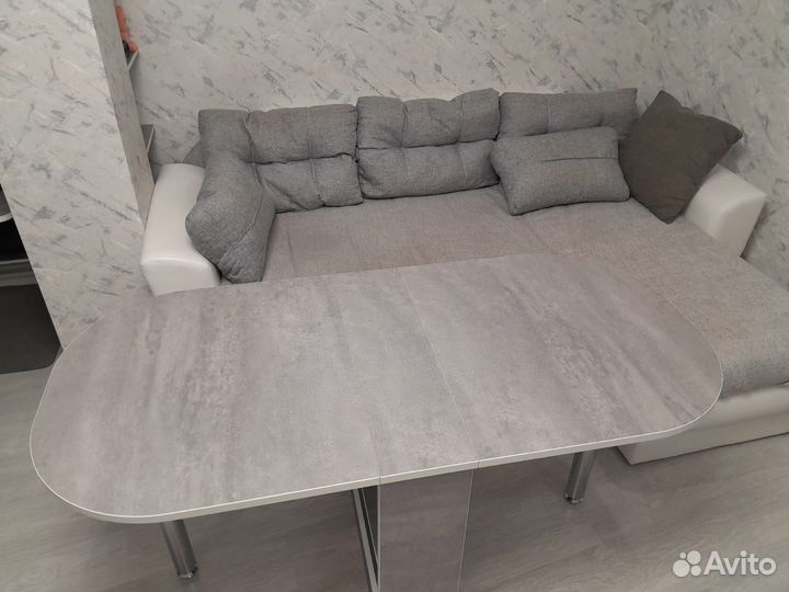 Стол - книжка 75 см