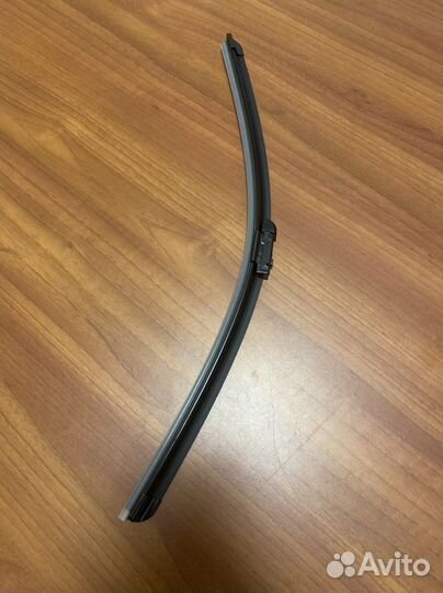 Щетки стеклоочистителя land rover LR064428