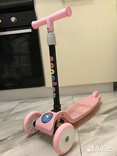 Самокат детский трехколесный