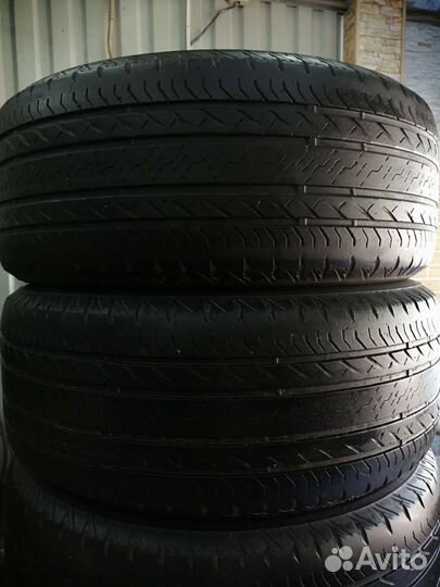 Bridgestone Blizzak LM-50 255/55 R18