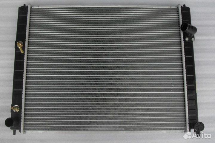 Радиатор основной Infiniti Fx50 / Fx35 / Ex35 08
