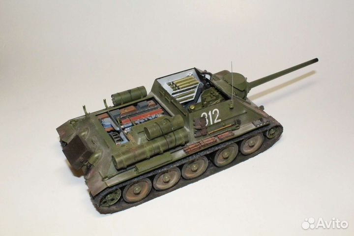 Готовая модель сау Су-85 с интерьером