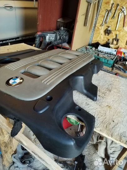 Bmw декоративная накладка двигателя m57