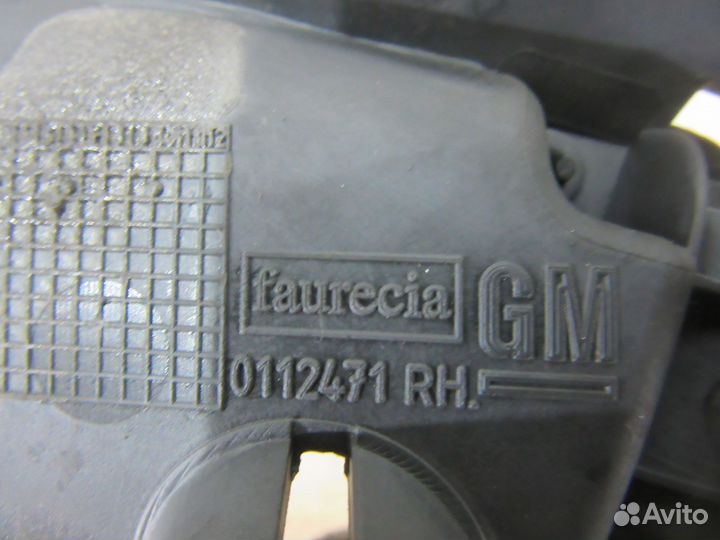 Ручка двери внутренняя правая Opel Corsa D