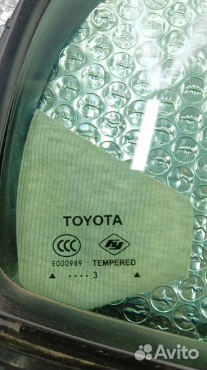 Форточка двери задней правойToyota Camry XV70