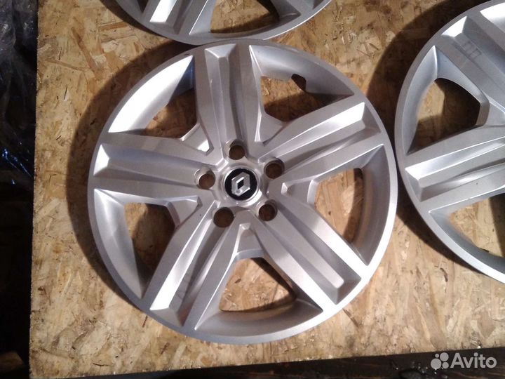 Комплект оригинальных колпаков arkana r17