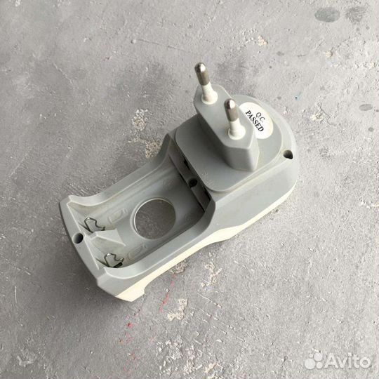 Зарядное устройство для батареек GP PB350GS