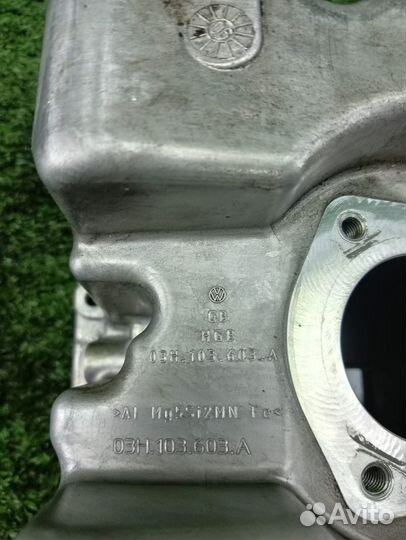 Поддон двигателя Volkswagen Passat b6 3C