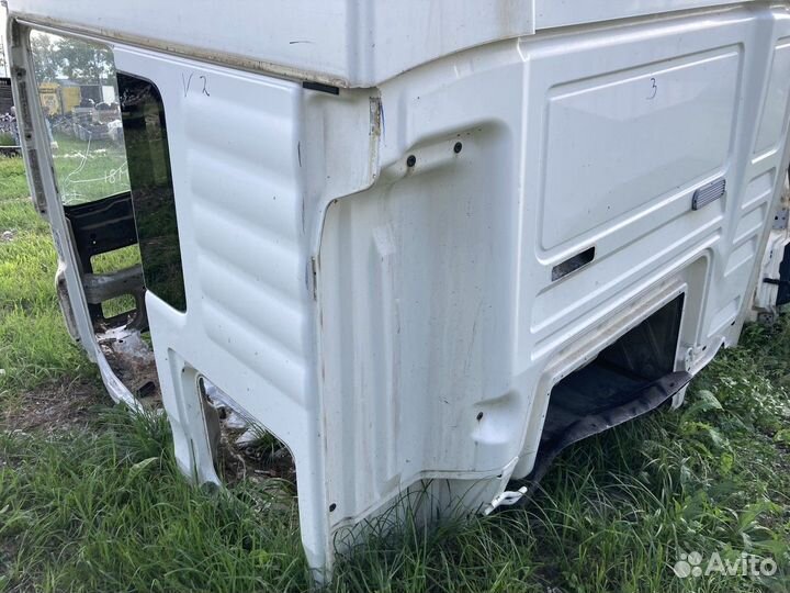 81625104605 Четверть кабины левая Man TGA, Man TGS