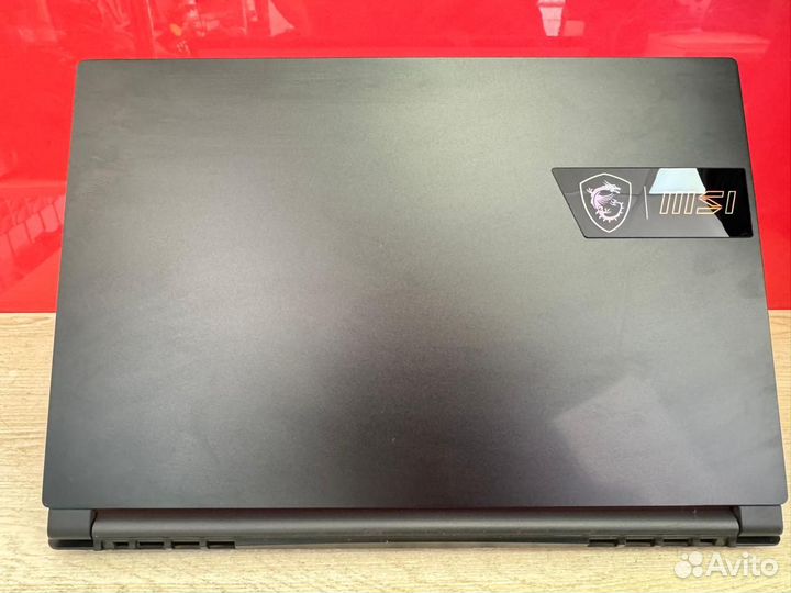 Ноутбук, MSI Stealth 15M B12UE-011RU