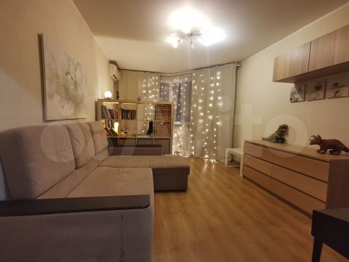 1-к. квартира, 42 м², 13/25 эт.