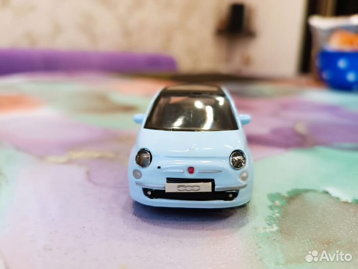 Модель fiat 500 масштаб 1:43