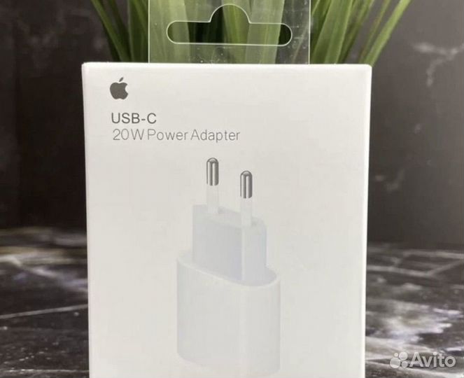 Блок питания + кабель на iPhone 20w