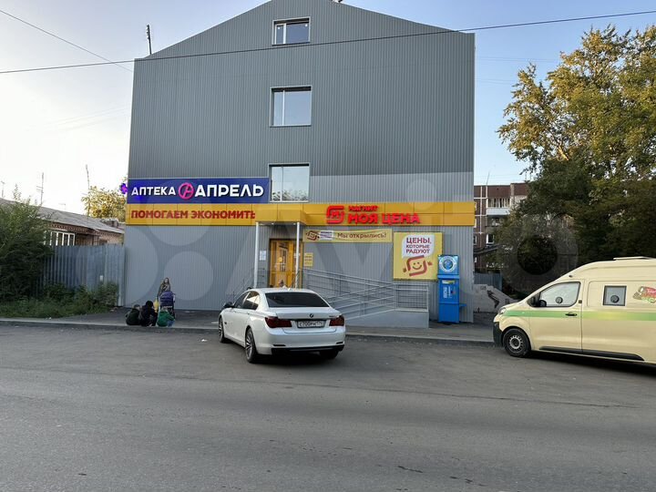 Торговая площадь, 2200 м²