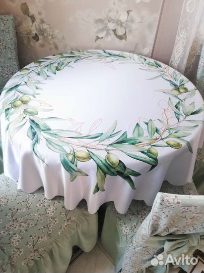 Чехлы на стулья