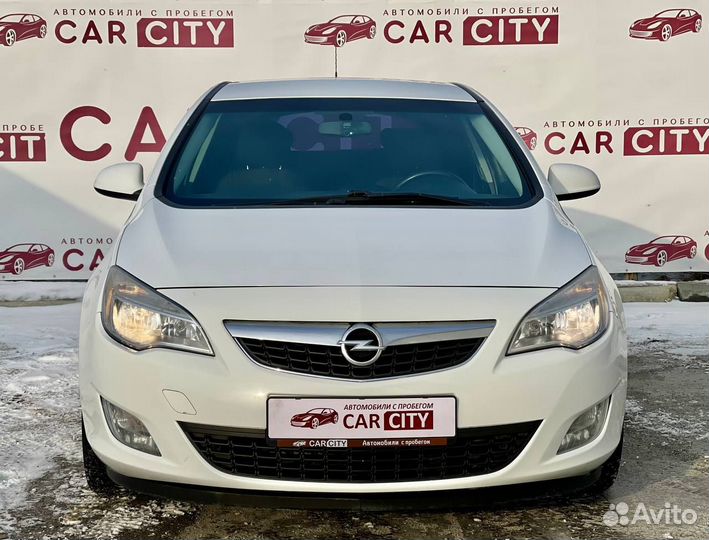 Opel Astra 1.6 МТ, 2012, 136 000 км