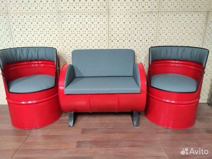 Стол из бочки