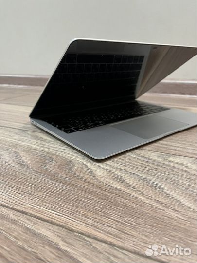 Apple macbook air 13 late 2018