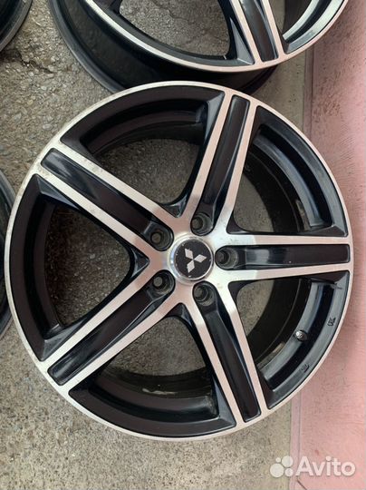 Диски R18x7,5 JJ 5/114,3 et 38 Dia 67,1