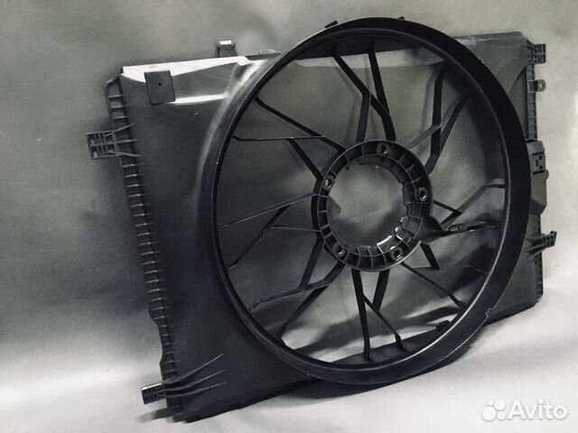 Диффузор вентилятора Mercedes W204 W212 C Class E