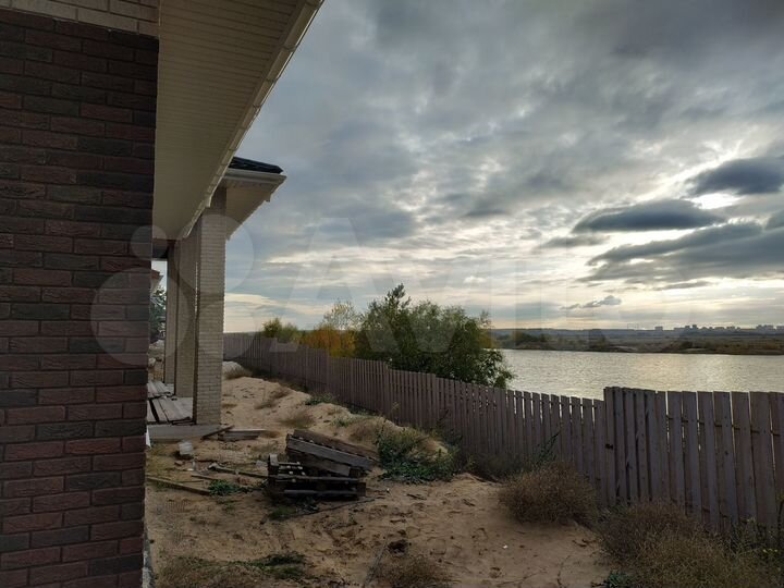 Дом 345 м² на участке 19,2 сот.