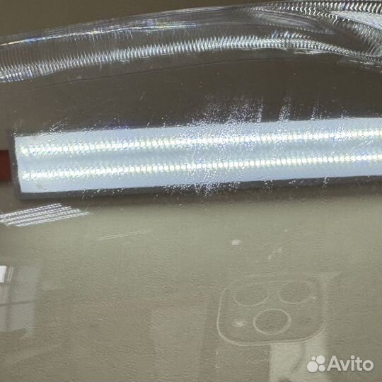 Уцененное стекло для фары Toyota Avensis T25 (2006