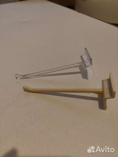 Крючки для эконом панелей