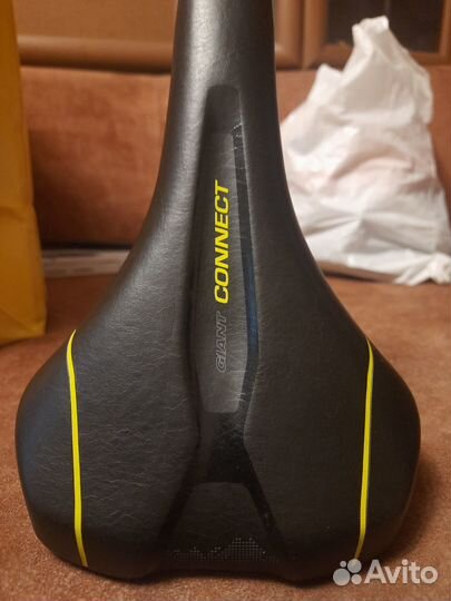 Велосипедное седло с подсидельным штырём Giant