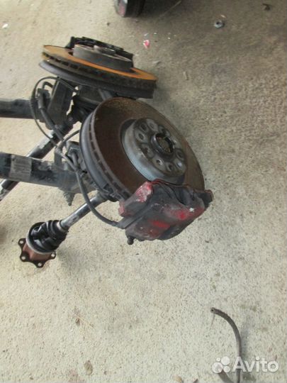 Суппорт передний Volkswagen Scirocco 2012 г