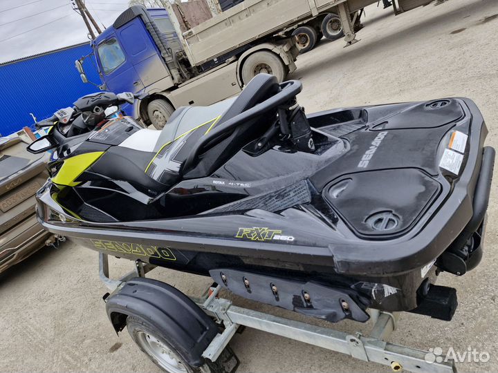 BRP SEA-DOO RXT 260 XRS