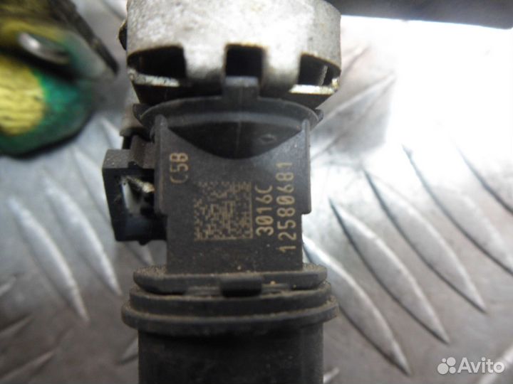 Топливная рампа, GMC Yukon 2007