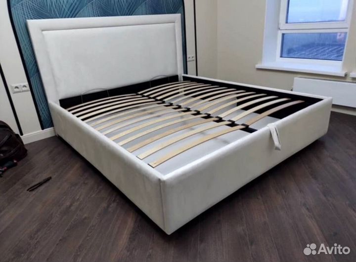 Кровать 200х200