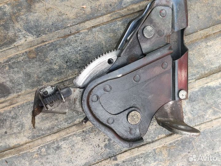 Ручник стояночный тормоз ниссан санни n13