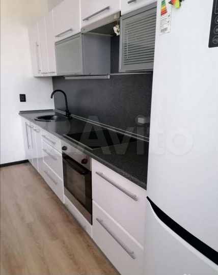 2-к. квартира, 80 м², 18/23 эт.