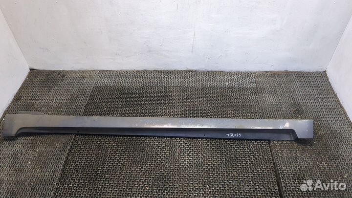 Накладка на порог Toyota Avensis 3, 2010
