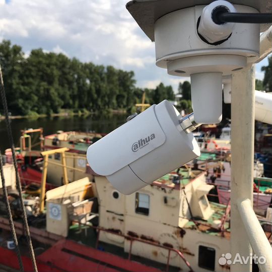 Уличная камера видеонаблюдения