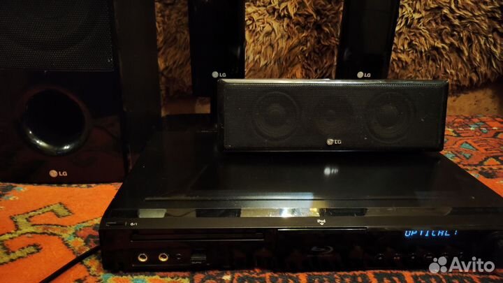 Домашний кинотеатр lg 5.1 HB905TA
