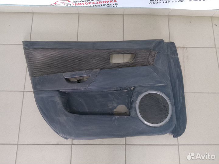 Обшивка двери передняя левая Mazda 3 BK