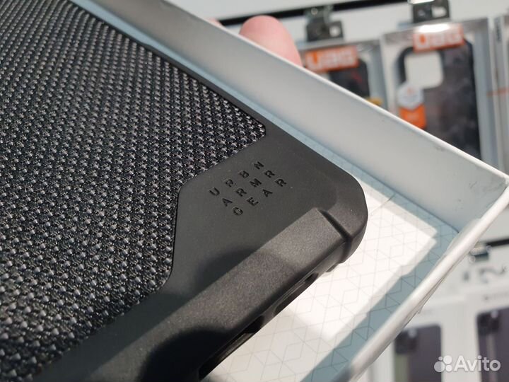 Чехол UAG Metropolis LT Kevlar Black Оригинал