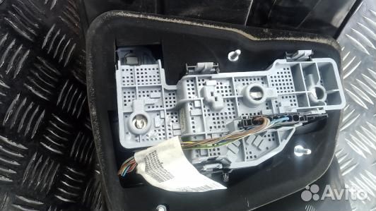 Фонарь задний правый mercedes benz GLK X204 (1VS06MY01)