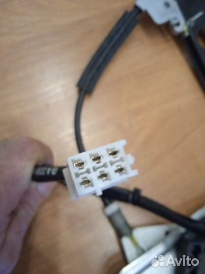 Стеклоподъемник электрический задний правый