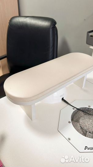 Стол для маникюра