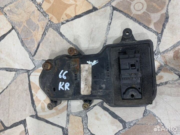 Активатор замка двери Mazda 6 седан 2.0 LF 2005